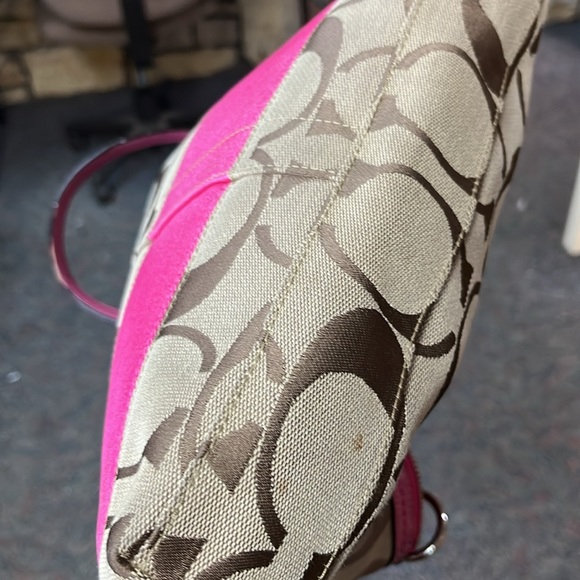 Coach Handbag - Picture 9 of 11